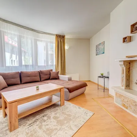 Charming 1bd Mountain Escape At The Castle